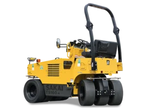 SAKAI TS160-4 static pneumatic tire roller PTR rear view showing rear steering system.