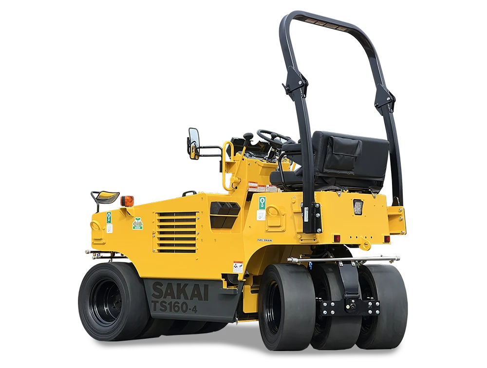 SAKAI TS160-4 static pneumatic tire roller PTR rear view showing rear steering system.