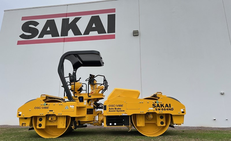 The first Sakai asphalt roller equipped with Guardman automatic emergency braking to be built in our Georgia USA production facility.