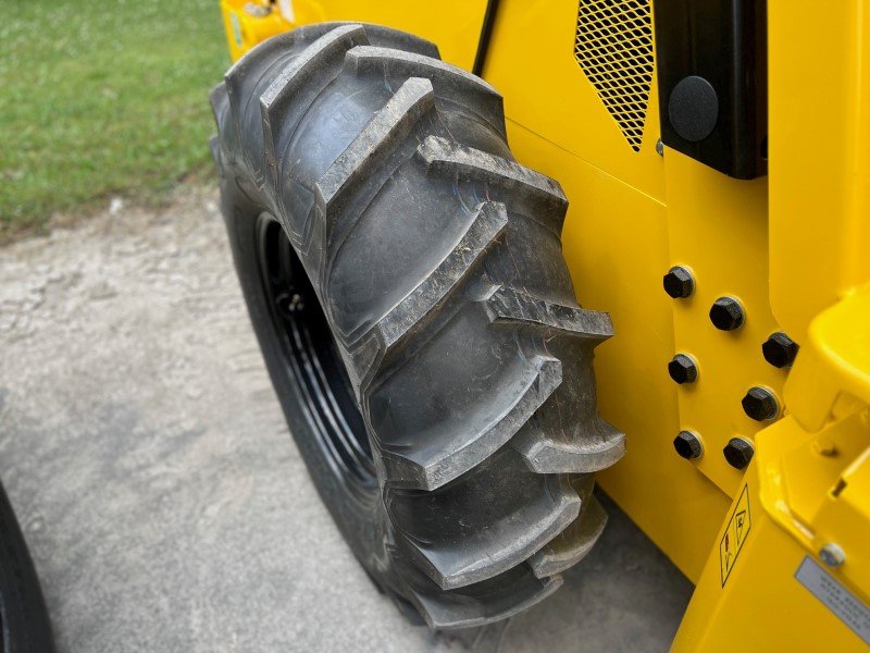 Optional high traction lug tires for SAKAI soil rollers.